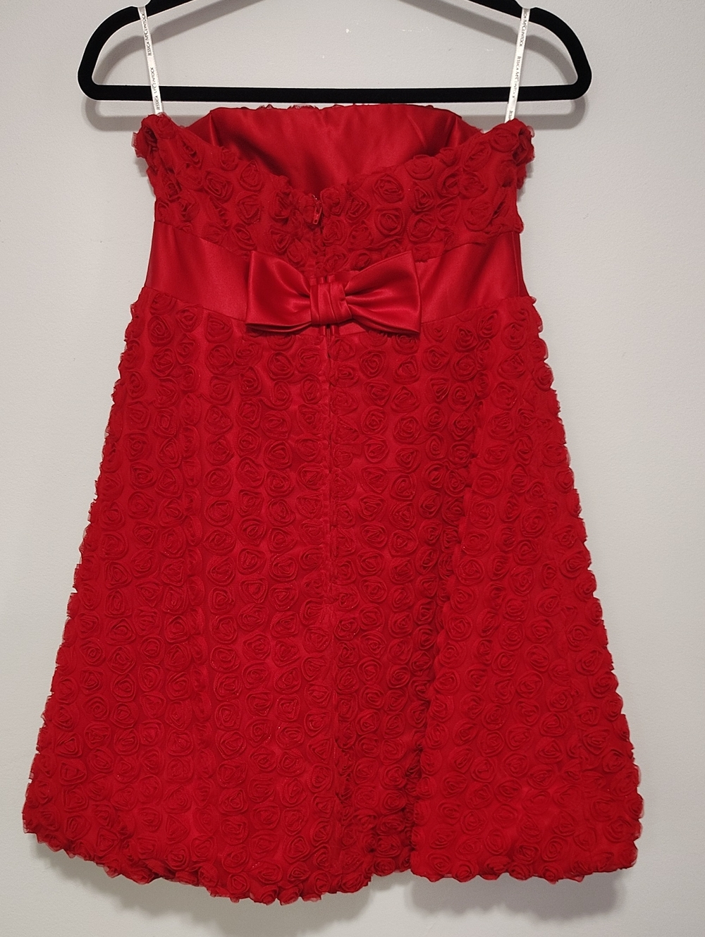 Romantic Homecoming Dress Jessica McClintock True Red Rose-Textured Strapless
